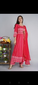 Đẹp In 3 PC Set Cao Cấp Nặng Rayon Đỏ Kurti Và Quần Với Dupatta Cho Phụ Nữ Và Cô Gái Nặng Thiết Kế Mặc - Product Image 2