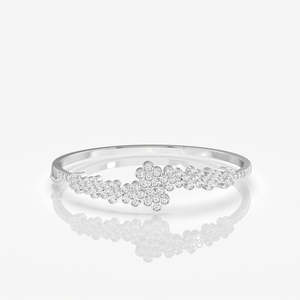 Bracelet en or 18 carats avec diamant moissanite taille ronde, élégant et luxueux - Product Image 3