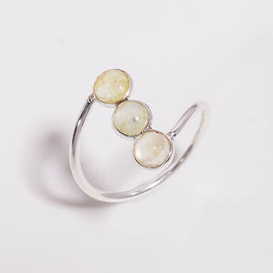 Girls Fashion Natural Gemstone rainbow Moonstone <b>Ring</b> Handmade 925 Sterling Silver Jewelry Manufacturer Custom Jewelry Exporter - Product Image 3