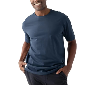 T-shirt décontracté à manches courtes pour hommes 100% coton Nouveau design à la mode pour des couleurs confortables Col rond avec un poids de tissu de 180 grammes - Product Image 1