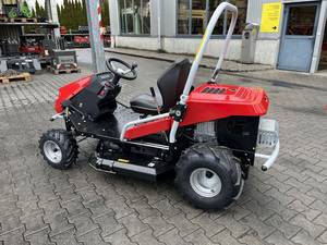 Tractor Cortacésped 2026 HERCULES HXT 923 4WD NEO de 23 HP con Transmisión por Engranajes - Product Image 1