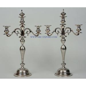 Juego clásico de 2 candelabros de Decoración de mesa diseño maravilloso hecho a mano forma personalizada Hogar y hoteles candelabros en India - Product Image 4