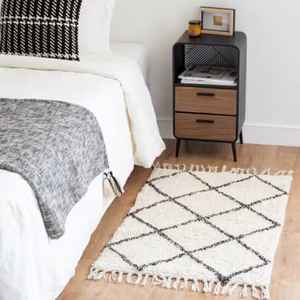 Tapis moderne en coton Celina Black Moroccan Shag Diamond Trellis pour la maison et l'hôtel - Product Image 3