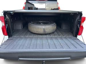 รถกระบะ V8 ขนาดใหญ่ ปี 2025 กำลัง 426 แรงม้า เกียร์อัตโนมัติ แบบดับเบิ้ลแค็บ รถอเนกประสงค์ ระยะทางวิ่งมากกว่า 700 กม. พลังงาน 90-110 กิโลวัตต์ชั่วโมง - Product Image 5