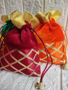 Traditional Bridal Velvet Potli Bag Royal Drawstring Purse for Indian Wedding Diwali Night Housewarming Favor Shagun Pouch Gift - Product Image 4