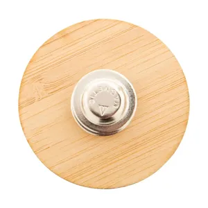 Épingles à badges en bambou durables pour merchandising – Épingles à vêtements écologiques - Product Image 5