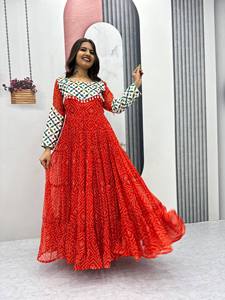 Último Diseño de Salwar Kameez para Mujer en Georgette Pesada con Apliques de Espejo, Secado Rápido, para Fiestas, Festivales Indios y Pakistaníes - Product Image 3