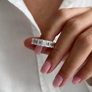 4Ct Emerald Cut Lab Grown Diamond Eternity Band VS Clarity E Color en 14K Gold Wedding Band para mujer Joyería - Product Image 2