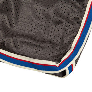 Los pantalones cortos de malla de gimnasio para hombre de primera calidad con estampados unisex son transpirables y cómodos, hechos de poliéster 100%, pantalones cortos de tela de secado rápido - Product Image 3