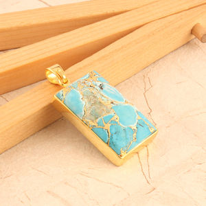 Colgante de cobre chapado en oro turquesa con estilo, joyería hecha a mano - Product Image 3