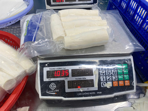 Blocs de manioc biologique surgelé IQF, sous vide, qualité A, emballage en vrac de 10 kg, étiquette personnalisée - Product Image 3