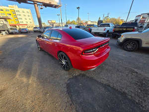 Voiture d'occasion abordable 2015 Do-d-ge Char-ger S-XT ROUGE LHD - Product Image 5