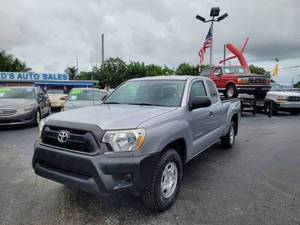 Precio bajo, Toyota Tacoma 2014, auto usado en venta - Product Image 1