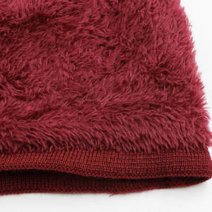 Bonnet taille personnalisée OEM pour hommes de haute qualité Bonnet d'hiver doux et chaud avec fonction coupe-vent Tissu durable Image élégante - Product Image 6