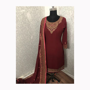 Robes de pelouse pakistanaise Salwar Kameez pour femmes Produit en coton soyeux du Pakistan et de l'Inde en vente! - Product Image 2