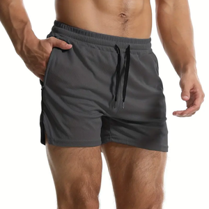 Pantalones cortos de compresión para hombre de alta calidad, pantalones cortos de entrenamiento para correr y gimnasio lisos, estilo informal de Venta caliente para natación y Fitness - Product Image 4