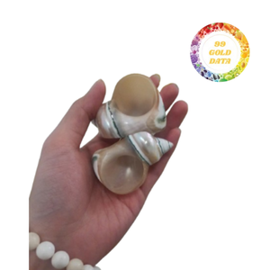 Servilleteros de concha marina únicos con tallas intrincadas, perfectos para amantes de la artesanía artesanal y entusiastas de la Decoración de mesa elegante - Product Image 4