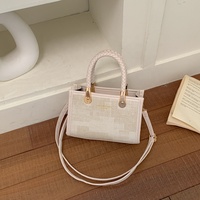 Nouveau Sac à Main Carré pour Femme 2026 – Sac Tendance Décontracté Rétro Portable à Bandoulière Unique pour Femme