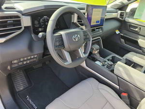 Toyota Tundra Limited d'occasion 2026 - Product Image 5