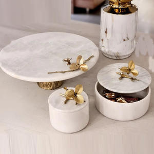 Tazón de Madera con Diseño de Hojas y Base Dorada, Tazón para Ensaladas y Frutas, Utensilios de Cocina Ecológicos y Duraderos - Product Image 3