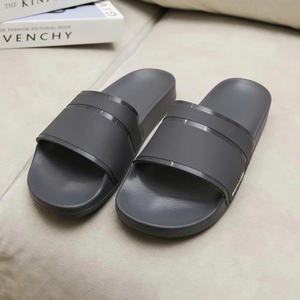 High-end <b>Fashion</b> Men's Cross-Strap <b>Sandals</b> with PVC Straps and PU Soles - Product Image 2