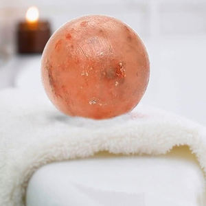 Vente en gros 2025 de savon en forme de cercle de sel de l'Himalaya de meilleure qualité, décoration sculptée directement au Pakistan, artisanat naturel pour la thérapie au sel - Product Image 3