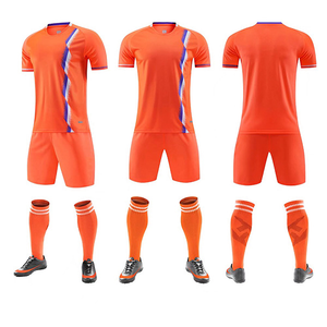 Trajes de entrenamiento de fútbol de verano para niños y hombres Conjunto de camiseta de fútbol personalizado Traje de entrenamiento de ropa de fútbol de equipo - Product Image 4