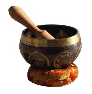 Vente en gros de bols chantants en laiton vieilli de 5.5 pouces faits à la main en métal de haute qualité technique verte polie - Product Image 4