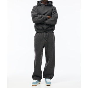 Conjunto Deportivo Personalizado de Estilo Urbano con Lavado Ácido y Pedrería para Hombre, Sudadera de Algodón Grueso de Dos Piezas con Capucha - Product Image 3