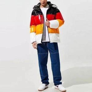 เสื้อแจ็คเก็ตพัฟเฟอร์แบบมีฮู้ดหลากสีสำหรับฤดูหนาว แบบใหม่ ขายส่ง น้ำหนักเบา อุ่นสบาย สไตล์สตรีทแวร์ ยูนิเซ็กซ์ รับสกรีนโลโก้ - Product Image 5