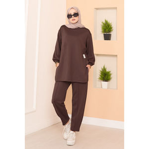 Oysho Coffee Brown Daily Wear Casual Two-Piece Set Asymmetrical Slit Emblem Detail <b>Top</b> and Shorts <b>One</b> Set - Product Image 4