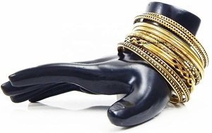 Ensemble de bracelets en laiton assortis faits à la main de qualité supérieure pour femmes par Zam Zam Impex - Product Image 3