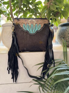 Handtooled Sculpture Cuir Frange Grande Capacité Sangle Réglable Sac À Bandoulière Nouveau Designer Bohème Élégant À La Main Peau De Vache - Product Image 5