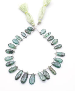 Classy Natural Green Gemstone <b>Necklace</b> With Smooth Finish On <b>Long</b> <b>Chain</b> For Formal And Party Wear For Women's - Product Image 1