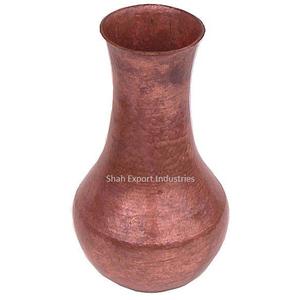 Floreros de metal con acabado de cobre antiguo Florero de gran tamaño decorativo para el hogar y la boda de diseñador de la mejor calidad - Product Image 3