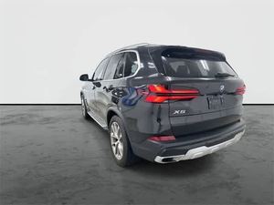 SUV X5 3L I6 Híbrido xDrive50e AWD 2024 Negro, Usado en Excelentes Condiciones y a un Precio Increíble, Asientos de Cuero, Techo Solar Automático - Product Image 6