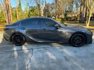 Lexus IS 500 Premium 2023, el más vendido, con motor V8 de 472 HP, color gris Cloudburst. - Product Image 6