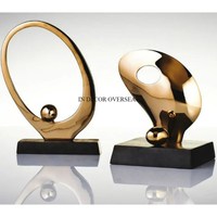 Vente chaude Argent Brillant Métal Poli Antique Designer Élégant Ensemble De 2 Sculpture Décorative À La Maison Avec Support De Base De Couleur Noire