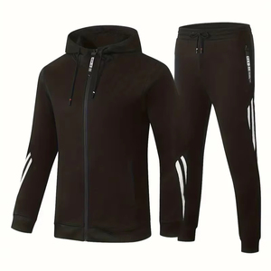 Chándal ligero de nailon impermeable hecho en fábrica, chándal de alta calidad para hombre, venta suave, cortavientos, conjunto de chándal para trotar - Product Image 1