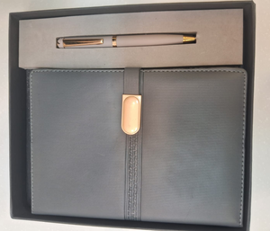 Juego de regalo promocional de cuero PU A5 personalizado, bolígrafo para uso comercial de oficina, cuaderno con logotipo de lujo hecho a mano para graduación de Navidad - Product Image 6