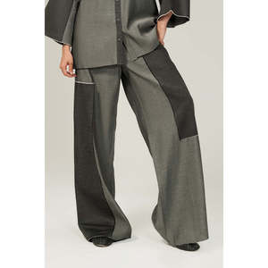 Pantalon large en jean noir et gris pour femme, taille haute, respirant et orné de panneaux décoratifs - Product Image 2