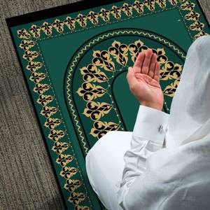 Alfombra de Oración Musulmana Verde: Alfombra de Adoración Impresa en 3D, Alfombra Delgada No Tejida - Product Image 4