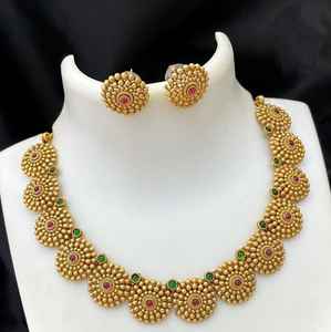 ÚLTIMO CONJUNTO DE JOYERÍA DEL TEMPLO DEL SUR DE LA INDIA TRADICIONAL Y DE MODA ANTIGUA Y CONJUNTO DE COLLAR DEL SUR DE COBRE PARA MUJERES NAD GIRLS - Product Image 2