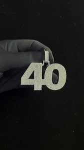 Pendentif diamant minimaliste en promotion avec chaîne dorée simple et brillance durable pour le bureau et les occasions décontractées - Product Image 2