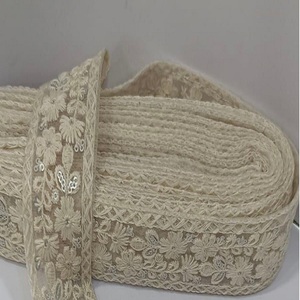 ผ้าลูกไม้ปักลายดอกไม้สีดำออกแบบได้ตามต้องการเหมาะสำหรับนักออกแบบเจ้าสาวและเหมาะสำหรับการขายต่อโดยการตัดแต่งร้าน - Product Image 3