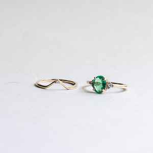 Anillo de Oro Amarillo de 14k con Esmeralda Verde Natural de Corte Brillante Redondo y Diamantes, Joyería de Lujo de Alta Calidad, Anillo Unisex para Bodas y Fiestas - Product Image 3