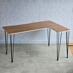 Bureau de jeu en forme de L GD68083 140x100cm avec pieds en fer à cheveux de cheval, surface en MDF et bois contreplaqué pour usage domestique ou professionnel, idéal pour ordinateur - Product Image 6