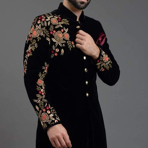 SHERWANI-vestido brillante de terciopelo para novio, traje con pantalón y bordado colorido de ZARDOZI para fiesta/vestido de boda @ 2022 - Product Image 1