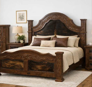 Lit royal en bois foncé avec des accents dorés et des piliers ornés. Majestueusement disponible à prix de gros. - Product Image 3