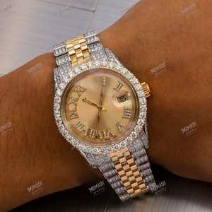 Nueva llegada 38mm analógico número romano Auto fecha esfera dorada reloj de cuarzo lujoso oro acento dos tonos Moissanite relojes de diamantes - Product Image 2